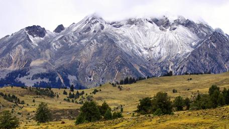 Autumn in Ge'nyen massif - Tibet wallpaper