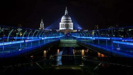 St. Paul's Cathedral Illuminated at Night in London wallpaper