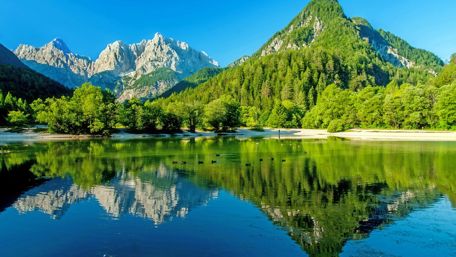 Lake Jasna, Kranjska Gora, Slovenia wallpaper