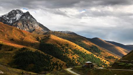 Beautiful mountains - Xiaojin, Sichuan, China wallpaper