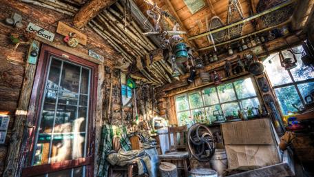 Cool old stuff in the barn wallpaper