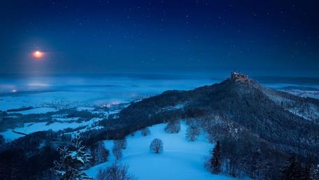 Hohenzollern Castle at night wallpaper