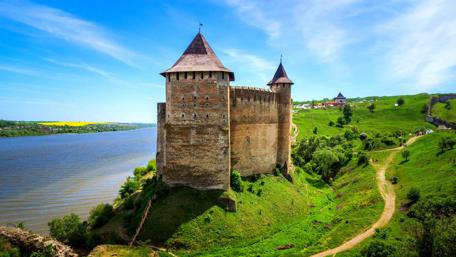 Khotyn Castle Fortress, Ukraine wallpaper