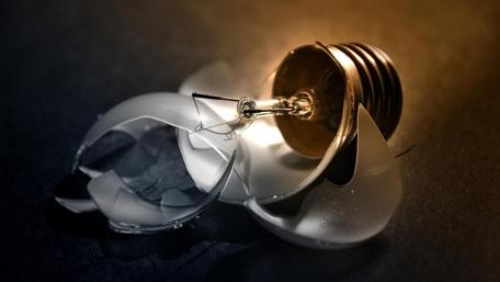 Broken light bulb wallpaper