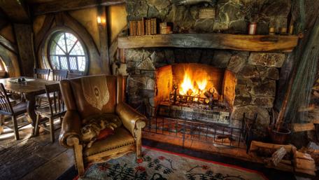 Inside the Green Dragon in Hobbiton wallpaper