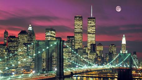 Brooklyn Bridge at Dusk (New York, U.S.) wallpaper