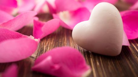 Stone heart wallpaper