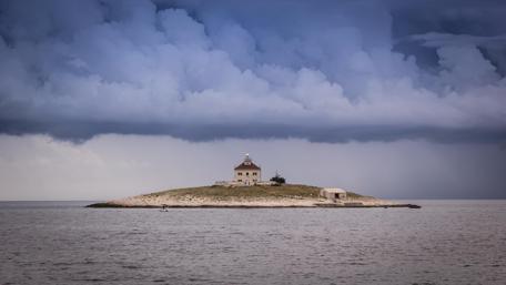 Island with a house wallpaper