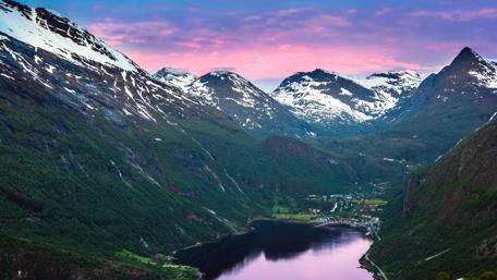 Geiranger - Norway wallpaper