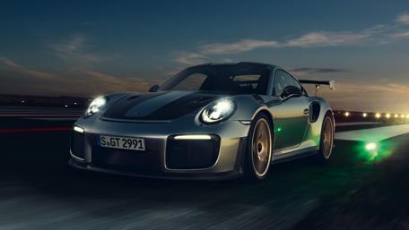 2017 Porsche 911 GT2 wallpaper
