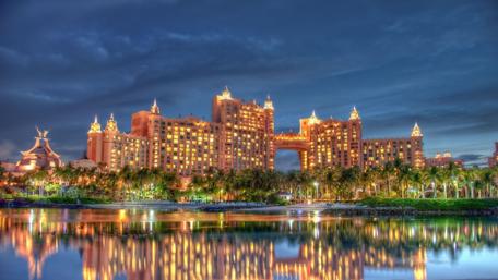 Night reflection (Nassau, Bahamas) wallpaper