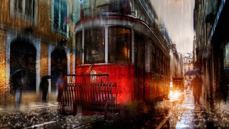 Rainy day in the city wallpaper