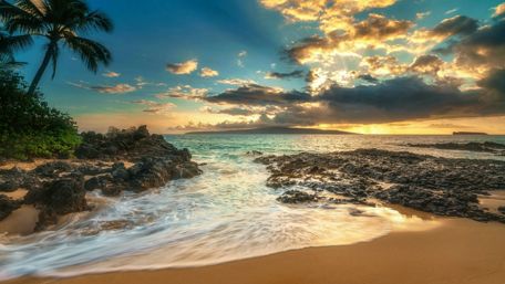 USA, Hawaii, Island of Maui, Makena Beach wallpaper