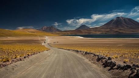 Desert road wallpaper