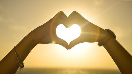 Hand heart wallpaper