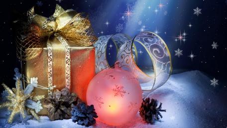 Sparkling Christmas Dreams Await You wallpaper