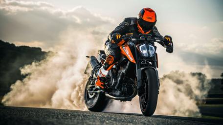 Yamaha Tracer 900 GT wallpaper