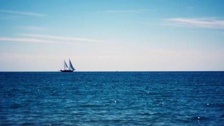 Sailing wallpaper