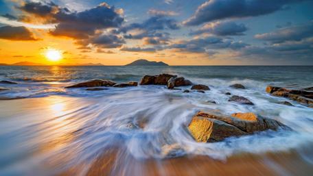 Kura-Kura Beach - Indonesia wallpaper