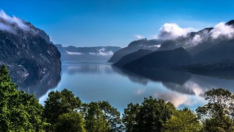 Geirangerfjord area - Stranda, Norway wallpaper