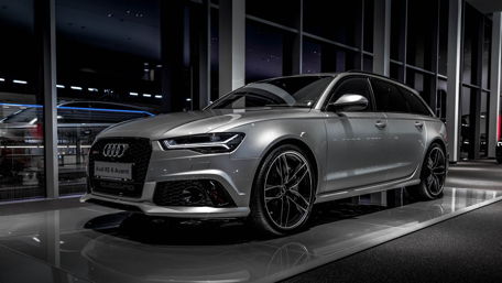 Silver Audi RS 6 wallpaper