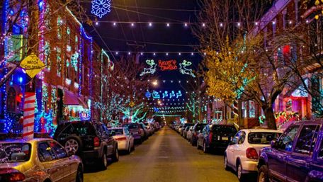 Christmas Village in Philadelphia wallpaper