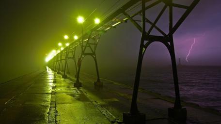 South Haven Light wallpaper