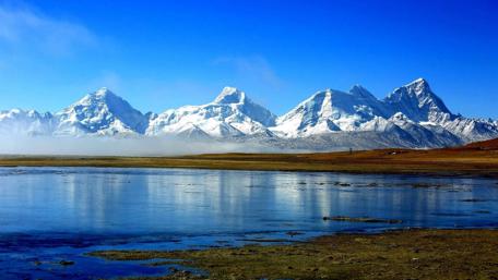Mount Chomo Lhari wallpaper