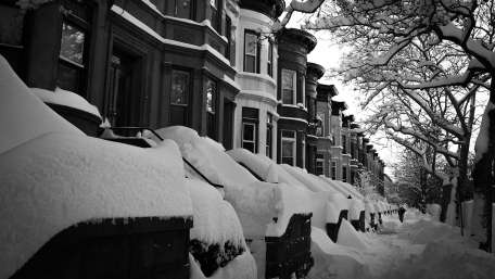 Snowy street ❄️ wallpaper