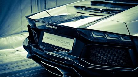 Lamborghini Aventador wallpaper