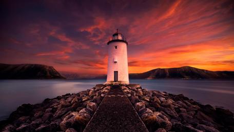 Lighthouse in the sunset wallpaper