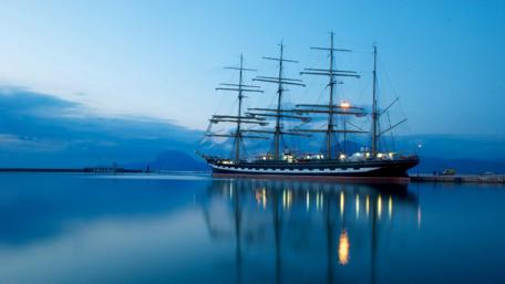 Majestic Sailing Ship on Serene Waters wallpaper
