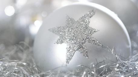 Silver Starry Christmas Ball Wallpaper Design wallpaper