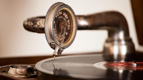 Nostalgic Vibes of Vinyl Music Player wallpaper