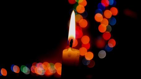Candlelight wallpaper