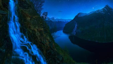 Geirangerfjord (Norway) wallpaper