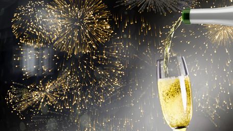 Fireworks & champagne wallpaper