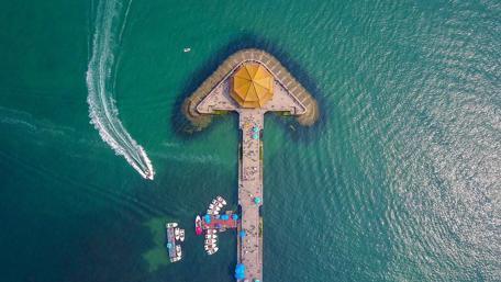 Zhanqiao Bridge in Qingdao wallpaper