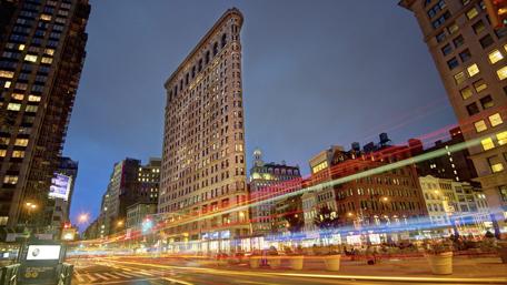 Light trails in Manhattan wallpaper
