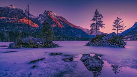 Majestic Dusk Over Purple Mountains and Lake wallpaper