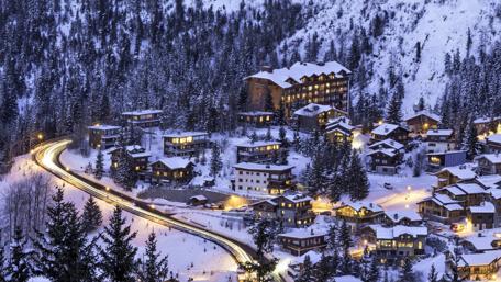 Courchevel Winter town wallpaper
