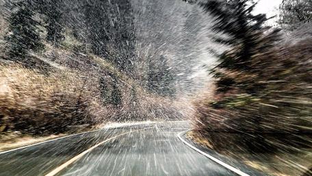 Swirling snow wallpaper