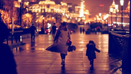 Mother and child in the street wallpaper