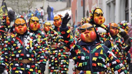 Carnival in Holland wallpaper