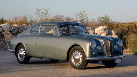 Lancia Aurelia Coupé wallpaper
