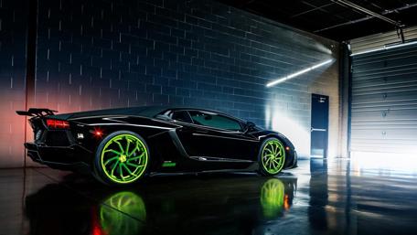 Lamborghini Aventador wallpaper