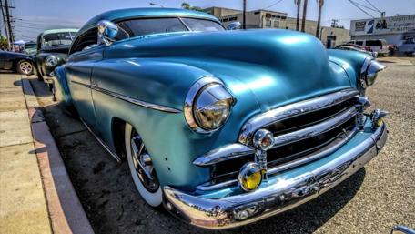 Classic Blue Chevrolet Vintage Car Wallpaper Showcase wallpaper