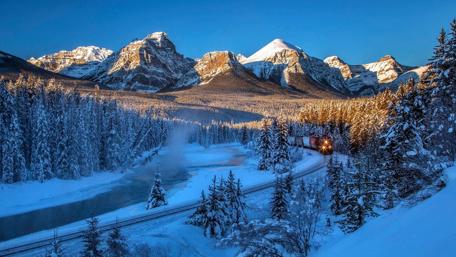 Train in Banff National Park wallpaper