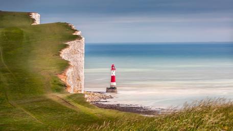 Lighthouse on the Edge of Serenity wallpaper