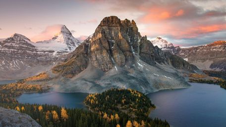 Mount Assiniboine Provincial Park, Canada wallpaper